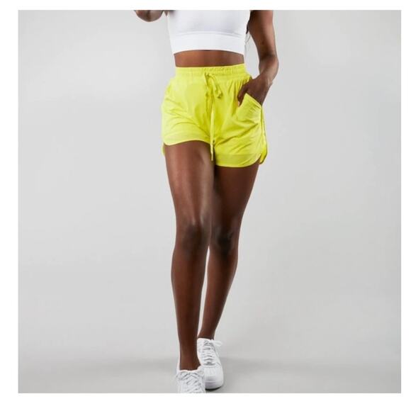 EUC BuffBunny high waisted lime neonish yellow green Tiki flo shorts sz: M - Picture 3 of 11